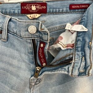women’s LUCKY BRAND light wash SIENNA TOMBOY jeans size 4/27